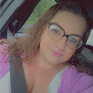 Meet your Posher, Brielle